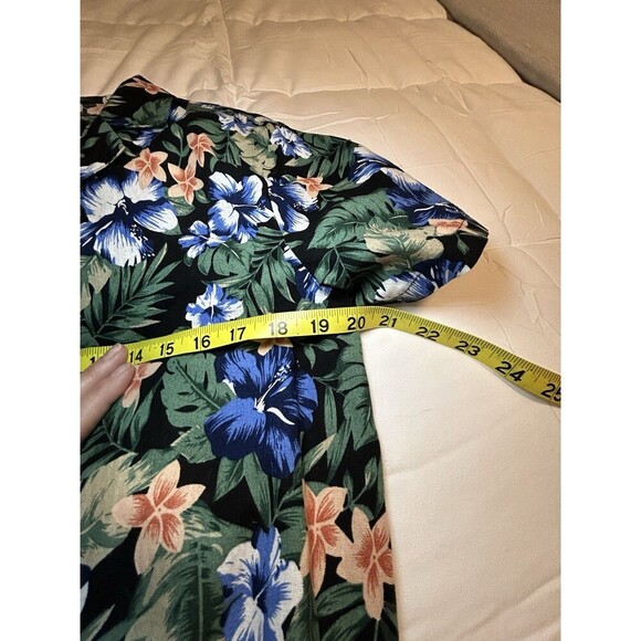 BoohooMAN Floral Print Revere Collar Short Jumpsuit Men’s Large - Picture 8 of 11